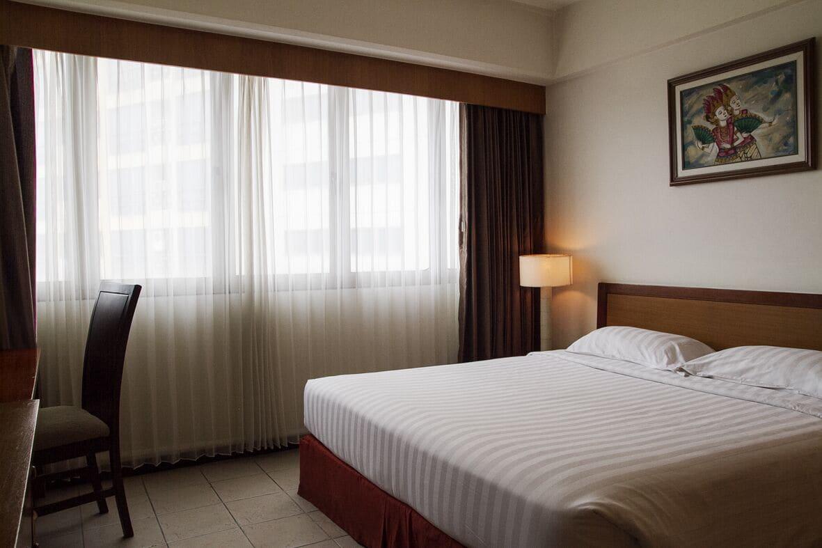 Verwood Hotel And Serviced Residence Surabaya Exteriör bild