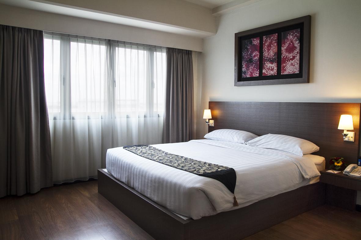 Verwood Hotel And Serviced Residence Surabaya Exteriör bild